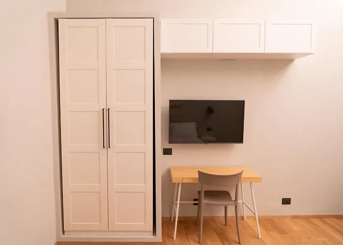 게스트하우스 Assarotti 17 *